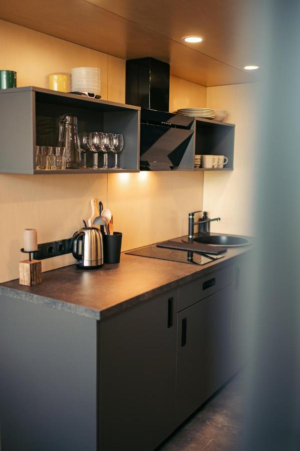 Apartamenti Vejdzirnavas Вентспилс Екстериор снимка