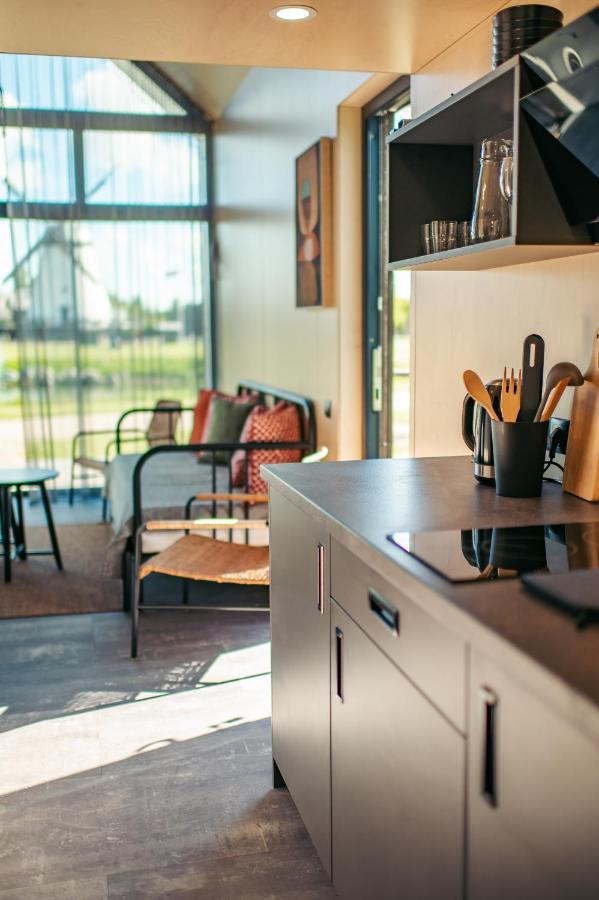Apartamenti Vejdzirnavas Вентспилс Екстериор снимка