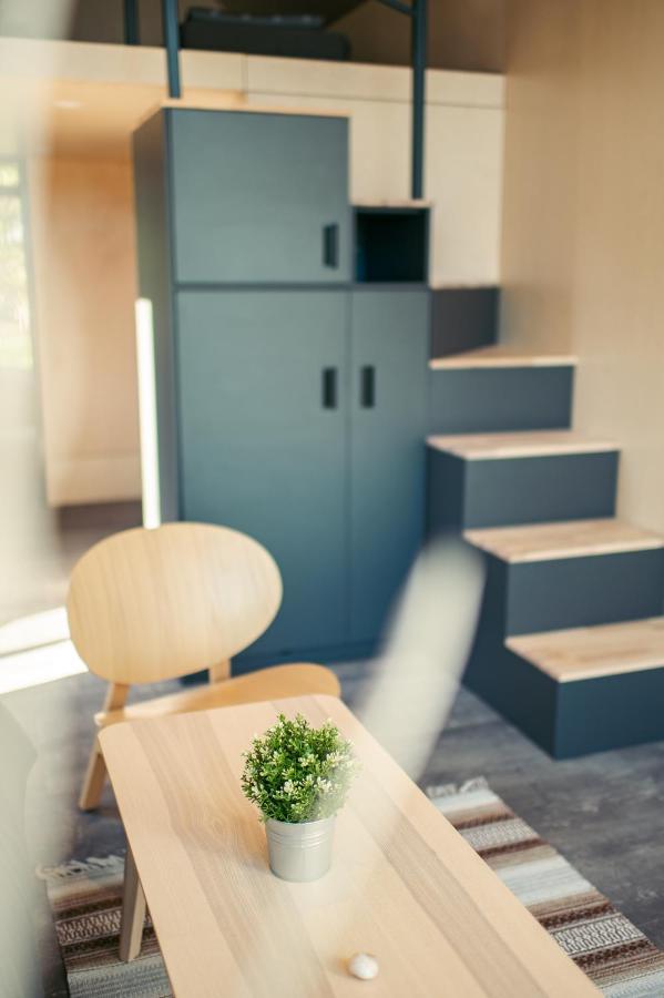 Apartamenti Vejdzirnavas Вентспилс Екстериор снимка
