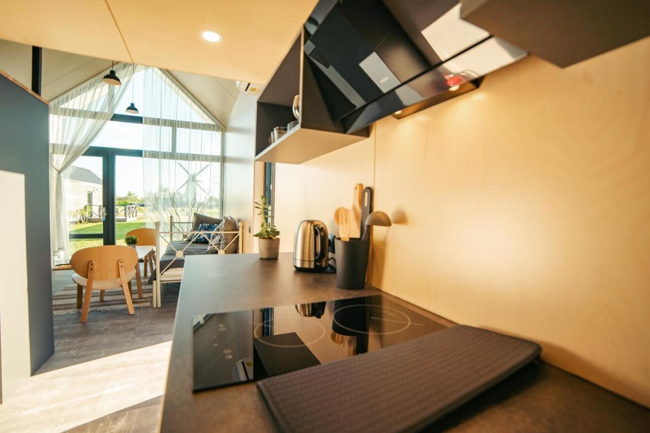 Apartamenti Vejdzirnavas Вентспилс Екстериор снимка