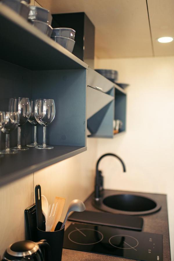 Apartamenti Vejdzirnavas Вентспилс Екстериор снимка